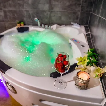 Casa vacanze Rural House With Jacuzzi And Fireplace In The For 2-4 People *