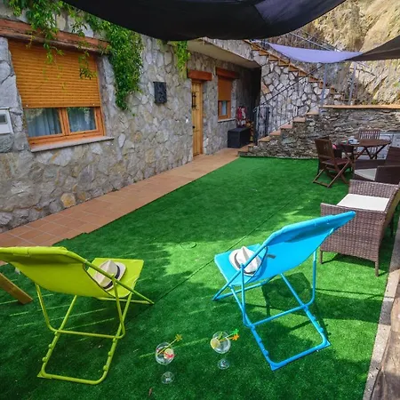 Rural House With Jacuzzi And Fireplace In The For 2-4 People Casa vacanze