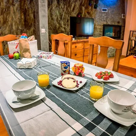 Casa vacanze Rural House With Jacuzzi And Fireplace In The For 2-4 People