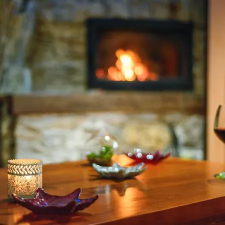 Rural House With Jacuzzi And Fireplace In The For 2-4 People Riello