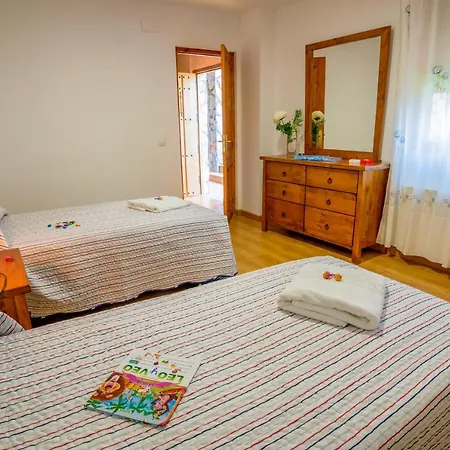 Rural House With Jacuzzi And Fireplace In The For 2-4 People Riello